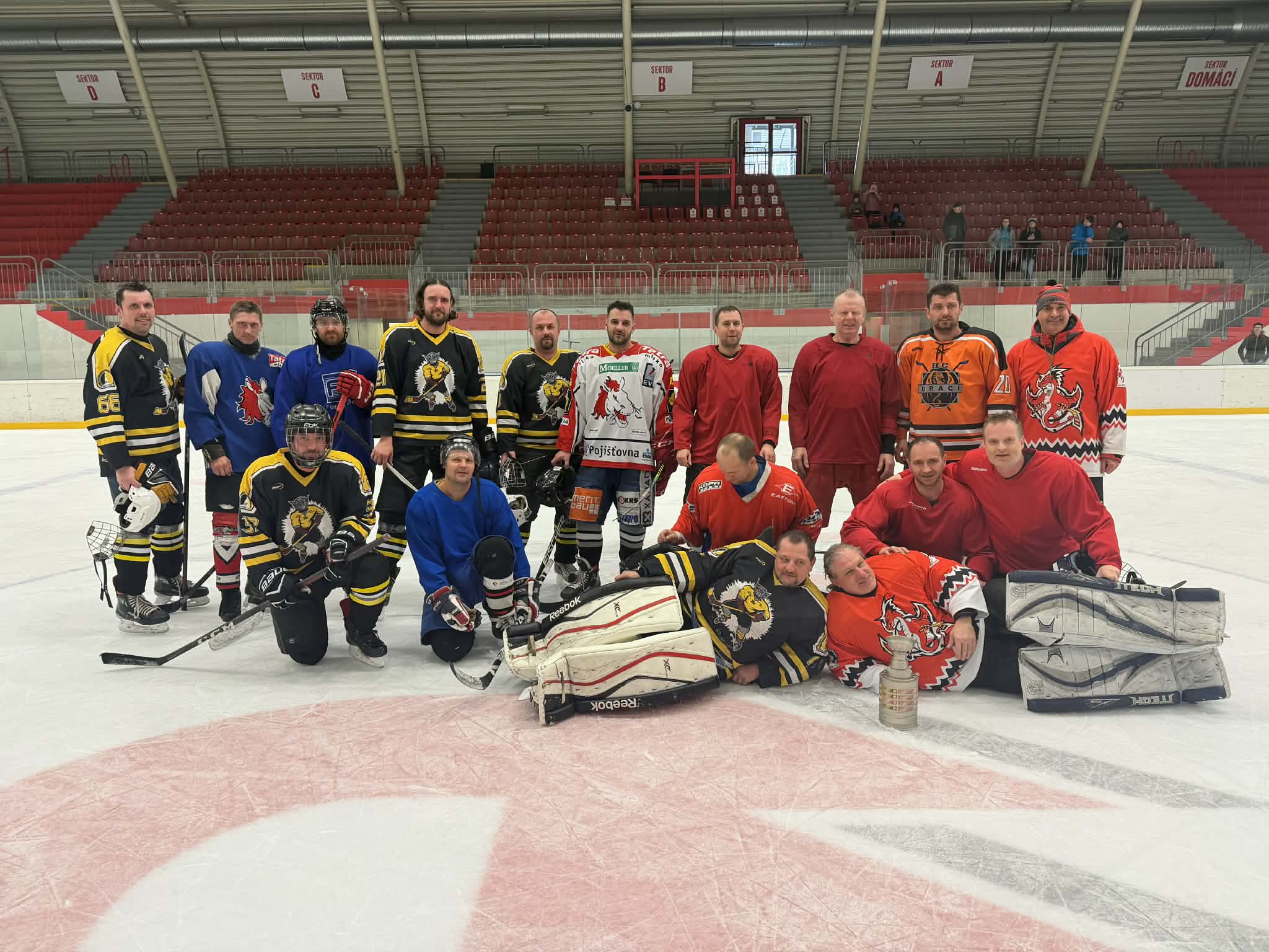 Proběhlo Ice Show a Sendy Cup 2026